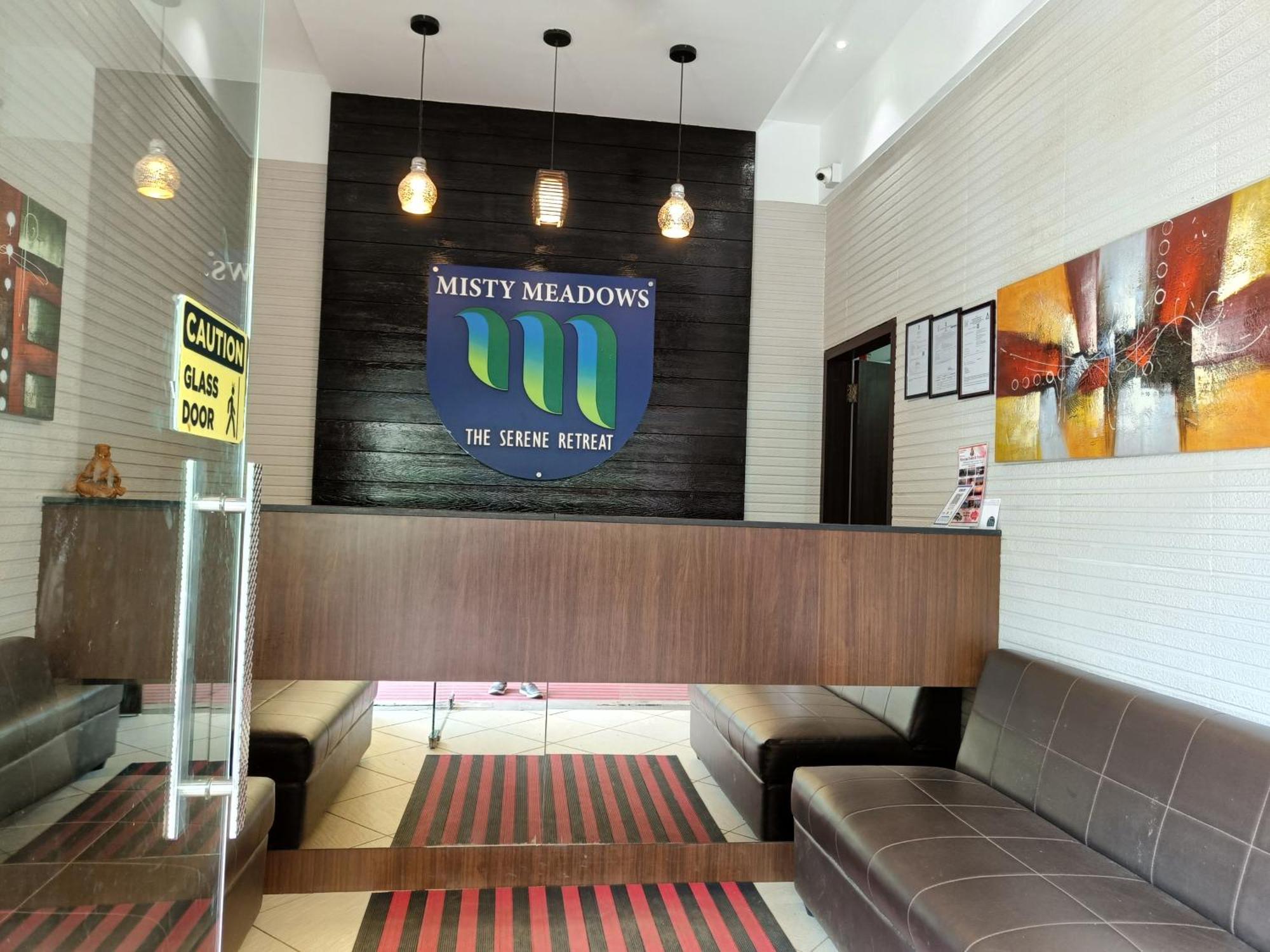 מלון Misty Meadows, לונבלה מראה חיצוני תמונה